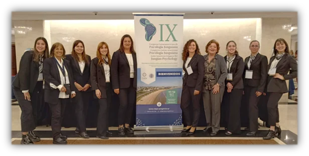 Equipo en un congreso internacional